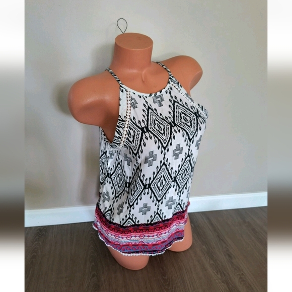 Mudd Women's Tank Top Tribal Print Scalloped Fringe Sleeveless Top Size Medium - Picture 1 of 7